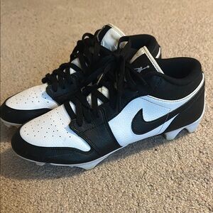 Men’s Nike Air Jordan 1 low football cleats. Size 9